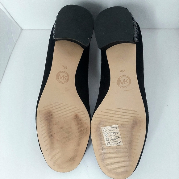 EUC Michael Kors Arabella Blk Suede Block Kitten Jeweled Heel Dress Pumps Size 7 - Picture 6 of 6